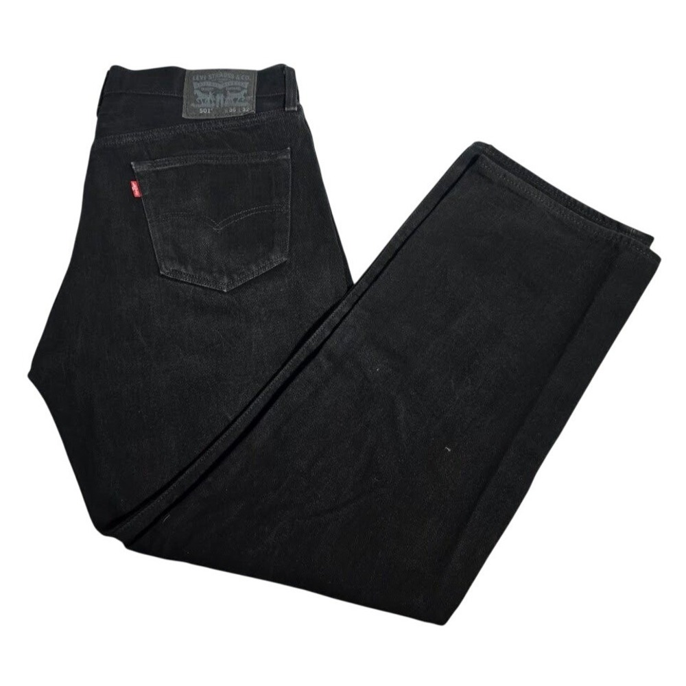 Levis 501 Original Fit Mens Black Straight Leg‎ Button Fly Jeans 36x32.  617